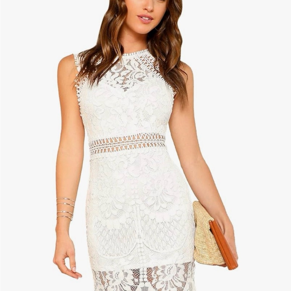 White lace scalloped hem dress